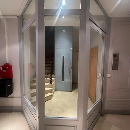 Champs Elysée Apartamento